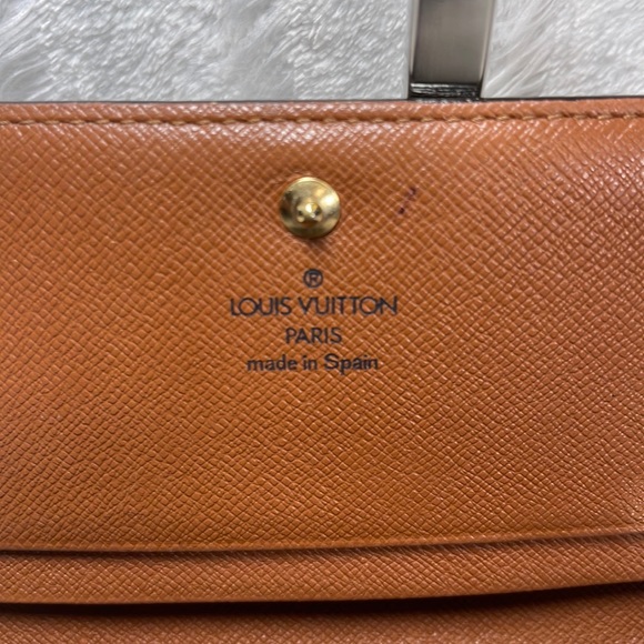 LOUIS VUITTON Monogram Porte Monnaie Billets Bifold Wallet with chain - Picture 3 of 11